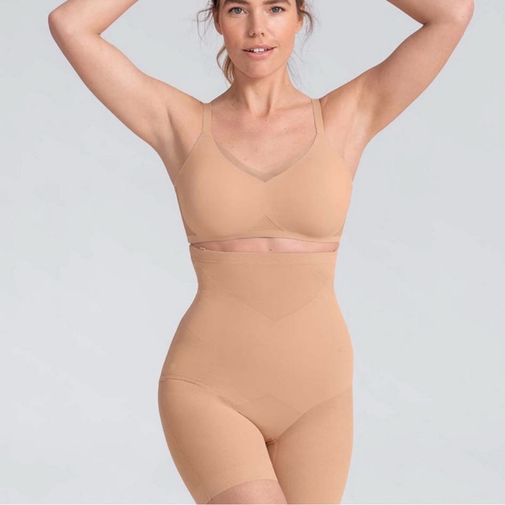 Honeylove SuperPower Shorts Mid Thigh Straps Large Nude